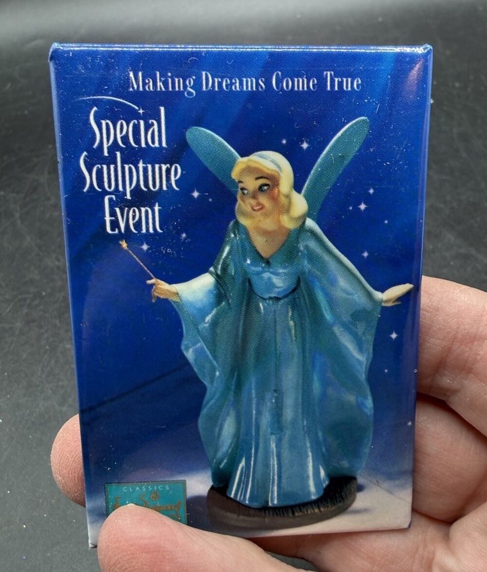Walt Disney Classics Collection Blue Fairy Special Sculpture Event Pin -S1